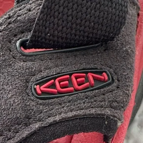 Keen Black Red Closed Toe Waterproof Rugged Outdoorsy All Terrain Men 10 Sandals - Picture 7 of 13